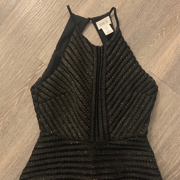 Sienna Sky Medium black dress with gold accents - Picture 4 of 5